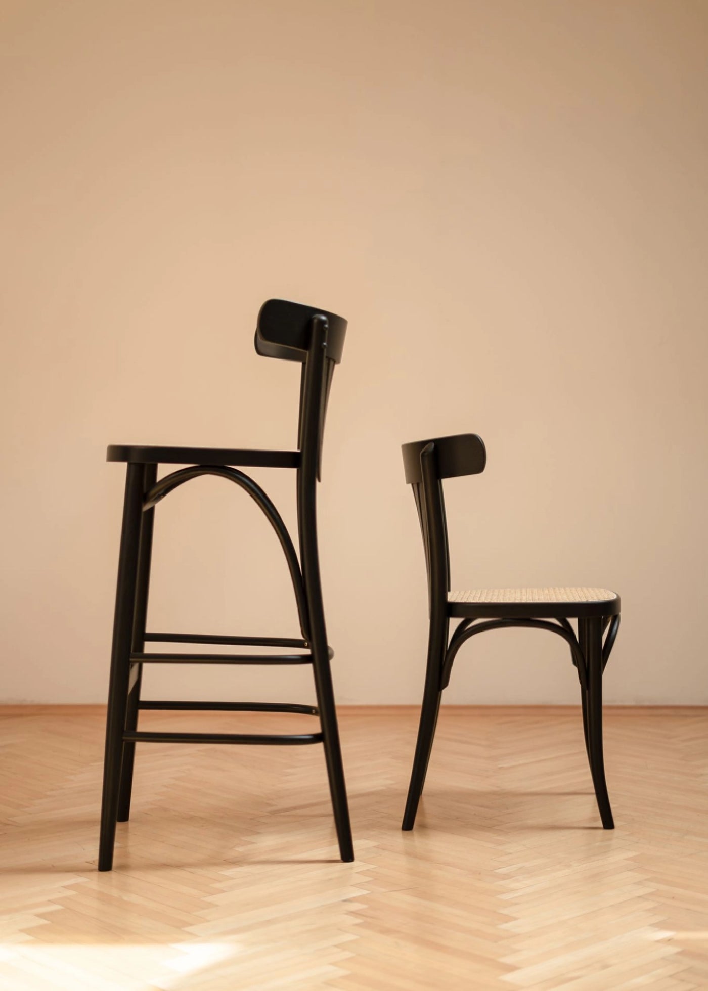 Silla 56